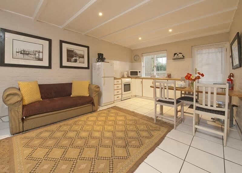Guadeloupe Self Catering Διαμέρισμα Κνύσνα Εξωτερικό φωτογραφία
